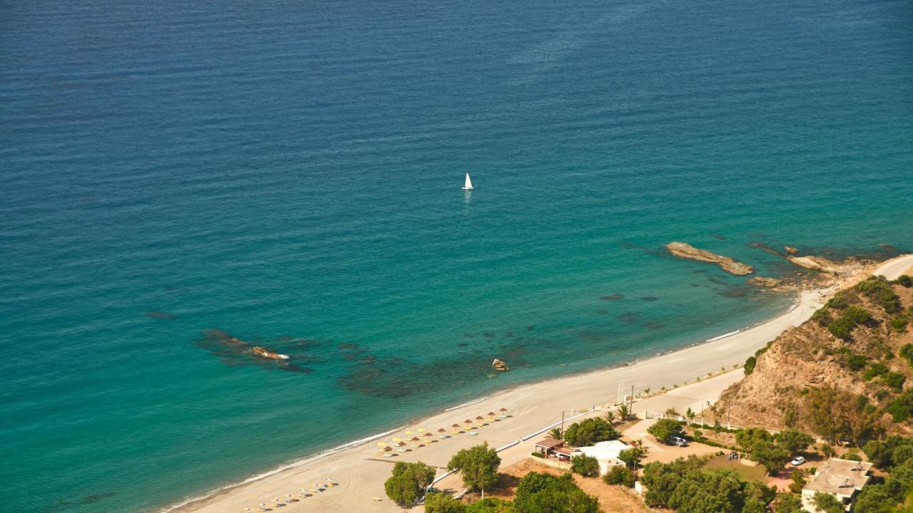 Villa Braou Rodhákinon Bagian luar foto